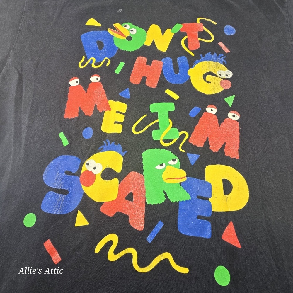 Don't Hug Me I'm Scared T-Shirt Black Funny Monster Limited Edition Spencer's XL - Picture 2 of 7
